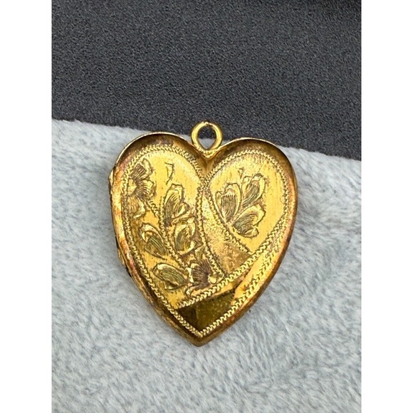 Vintage Gold Filled Heart Locket Engraved